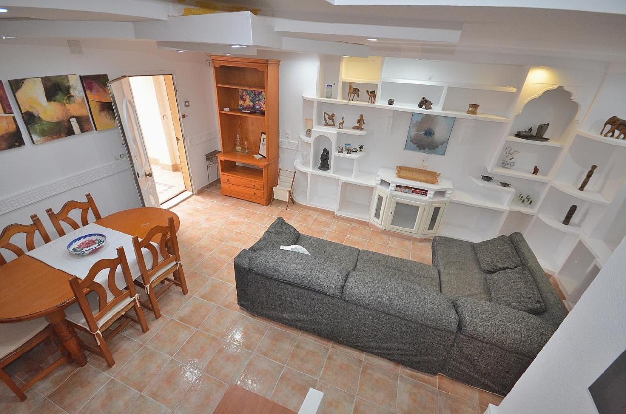 Agradable Adosado Con Piscina, Duchas Hidromasaje Villa Torrevieja Eksteriør billede