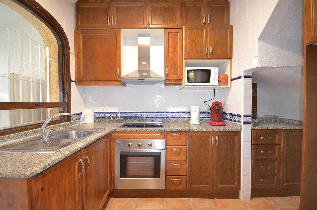 Agradable Adosado Con Piscina, Duchas Hidromasaje Villa Torrevieja Eksteriør billede